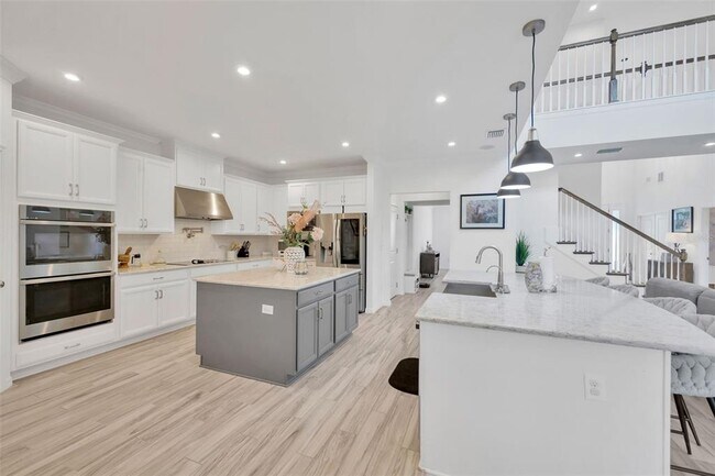 Building Photo - 7154 Bradbury Cir