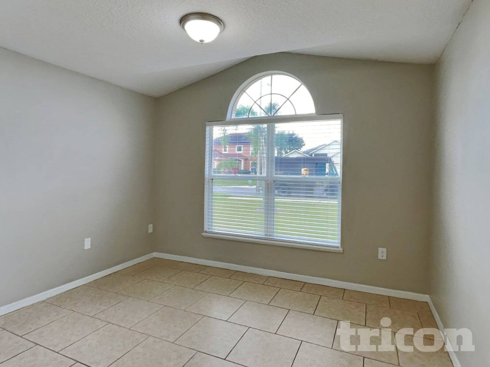 Building Photo - 10845 Laxton St