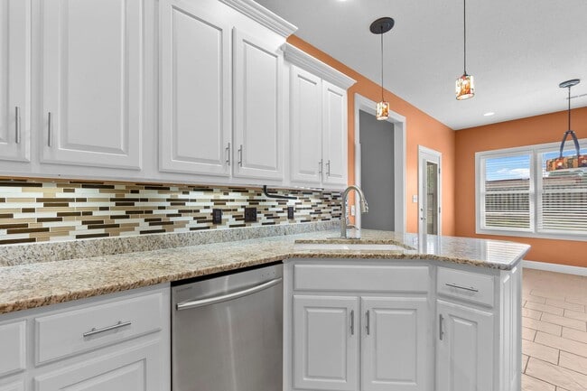 Building Photo - Spacious Duplex In Cape Girardeau