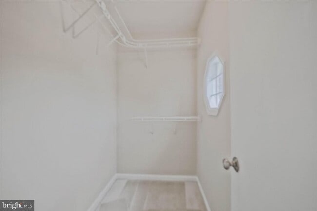 Building Photo - 7177 Lake Cove Dr