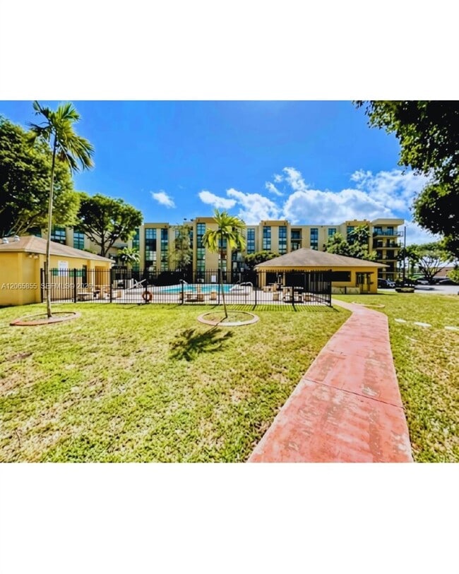 Building Photo - 11750 SW 18th St