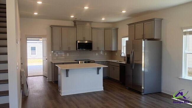 Building Photo - 203 Ensemble Blvd