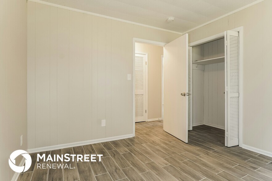 Building Photo - 510 King Valley Cir