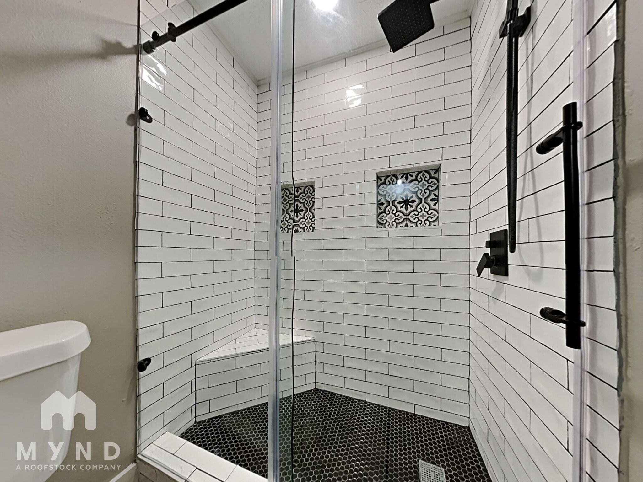 Building Photo - 3006 Avanti Ct