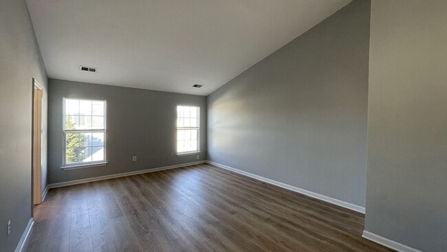 Building Photo - Idlewild Townhome