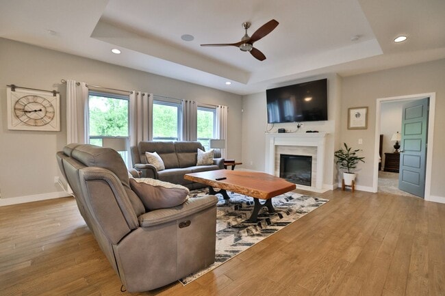 Building Photo - Gorgeous 3 Bedroom Home in Edwardsville