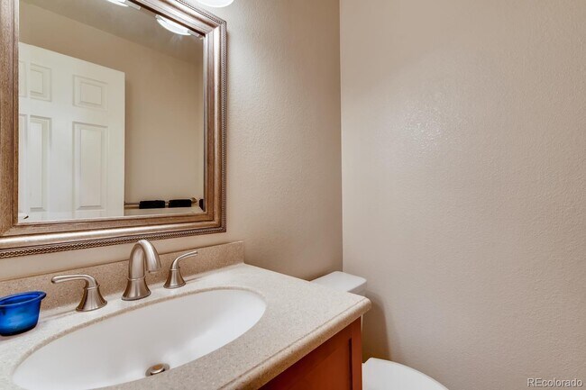 Building Photo - 5BR home in Cherry Creek Schools!
