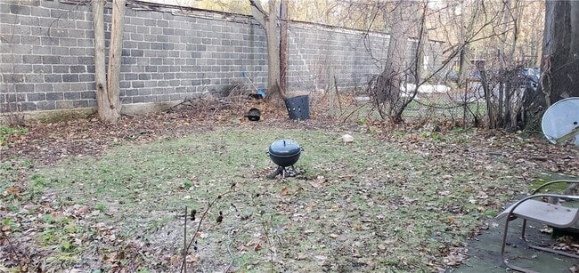 Building Photo - 44 Park Ave