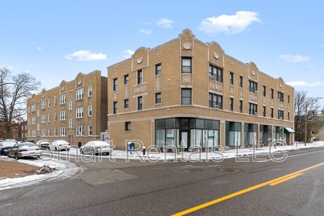 Building Photo - 4205 Ellenwood Ave