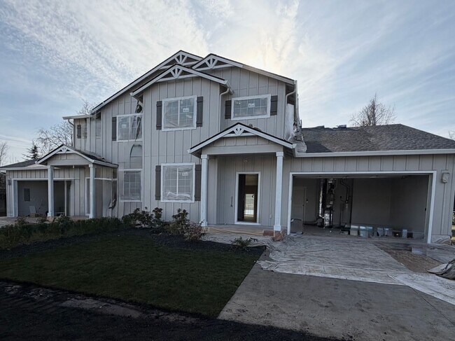 Building Photo - Beautiful Brand New 4-Bedroom, 2.5-Bathroom Duplex Style Townhome!