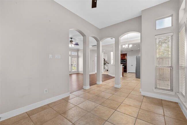 Building Photo - 3310 Lake Canyon Ct