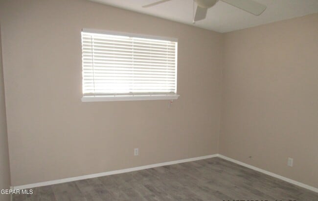 Building Photo - 128 Graphite Dr