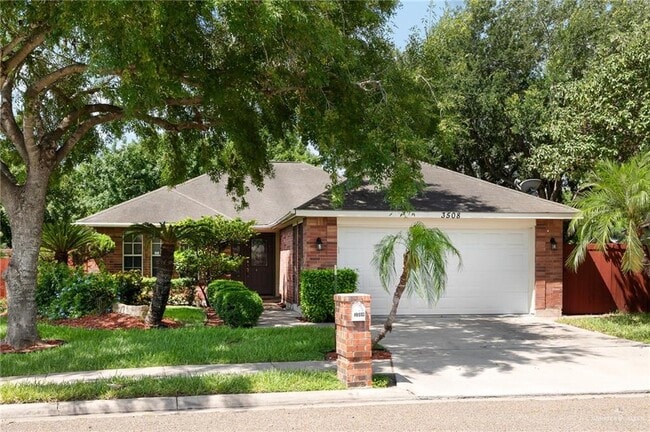 Primary Photo - 3508 San Gabriel St