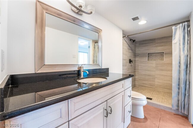 Building Photo - 3111 Bel Air Dr