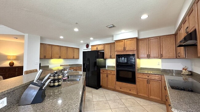 Building Photo - 1425 Ocean Shore Blvd