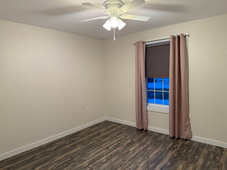 Building Photo - 125 High St