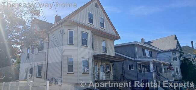 Primary Photo - 300 Park Ave