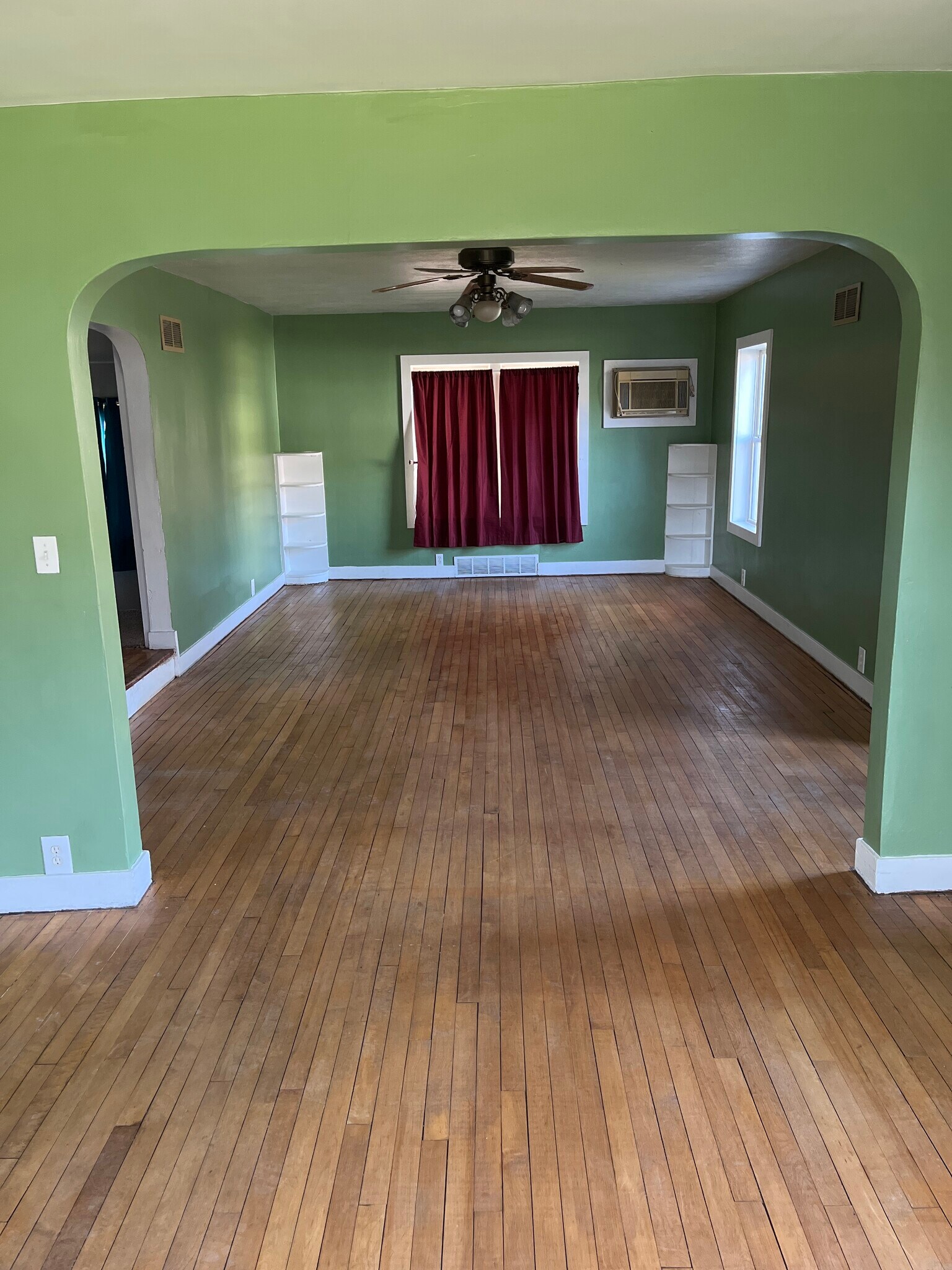 Main level living room - N139 McKay Ave
