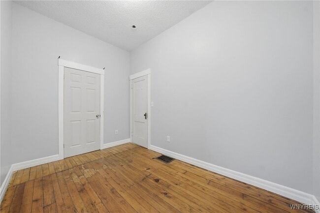 Building Photo - 76 Anderson Pl