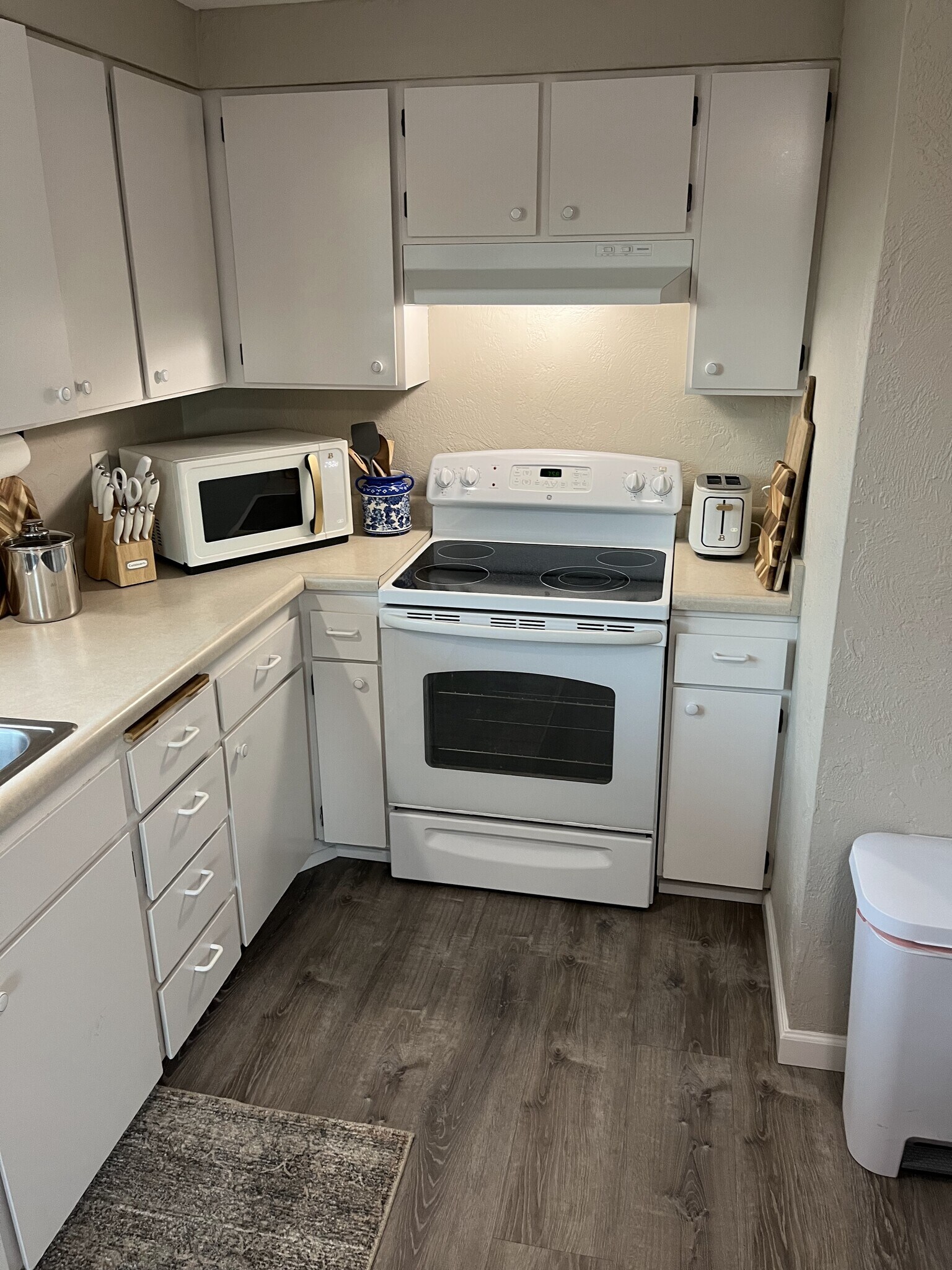 Building Photo - 520 N 38th Pl