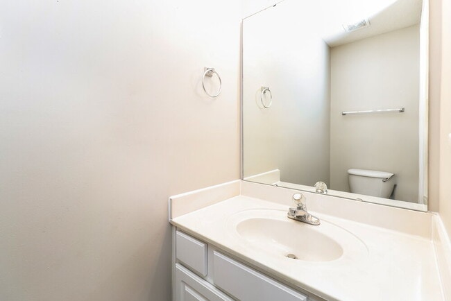 Building Photo - 9612 Ashlyn Elizabeth Ct