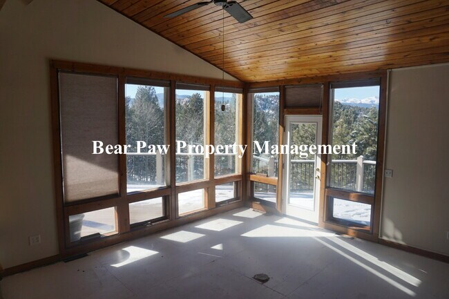 Building Photo - Amazing Views of Mt. Evans in Evergreen Highlands!