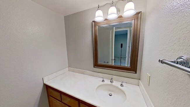 Building Photo - 4 Morning Star