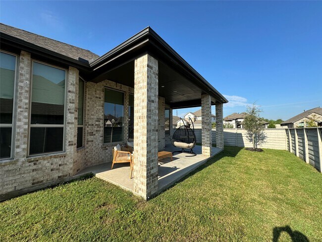 Building Photo - 4810 Cedar Butte Ln