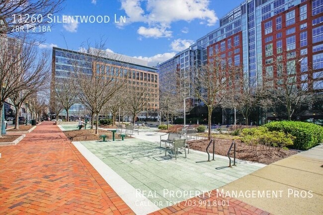 Building Photo - 11260 Silentwood Ln
