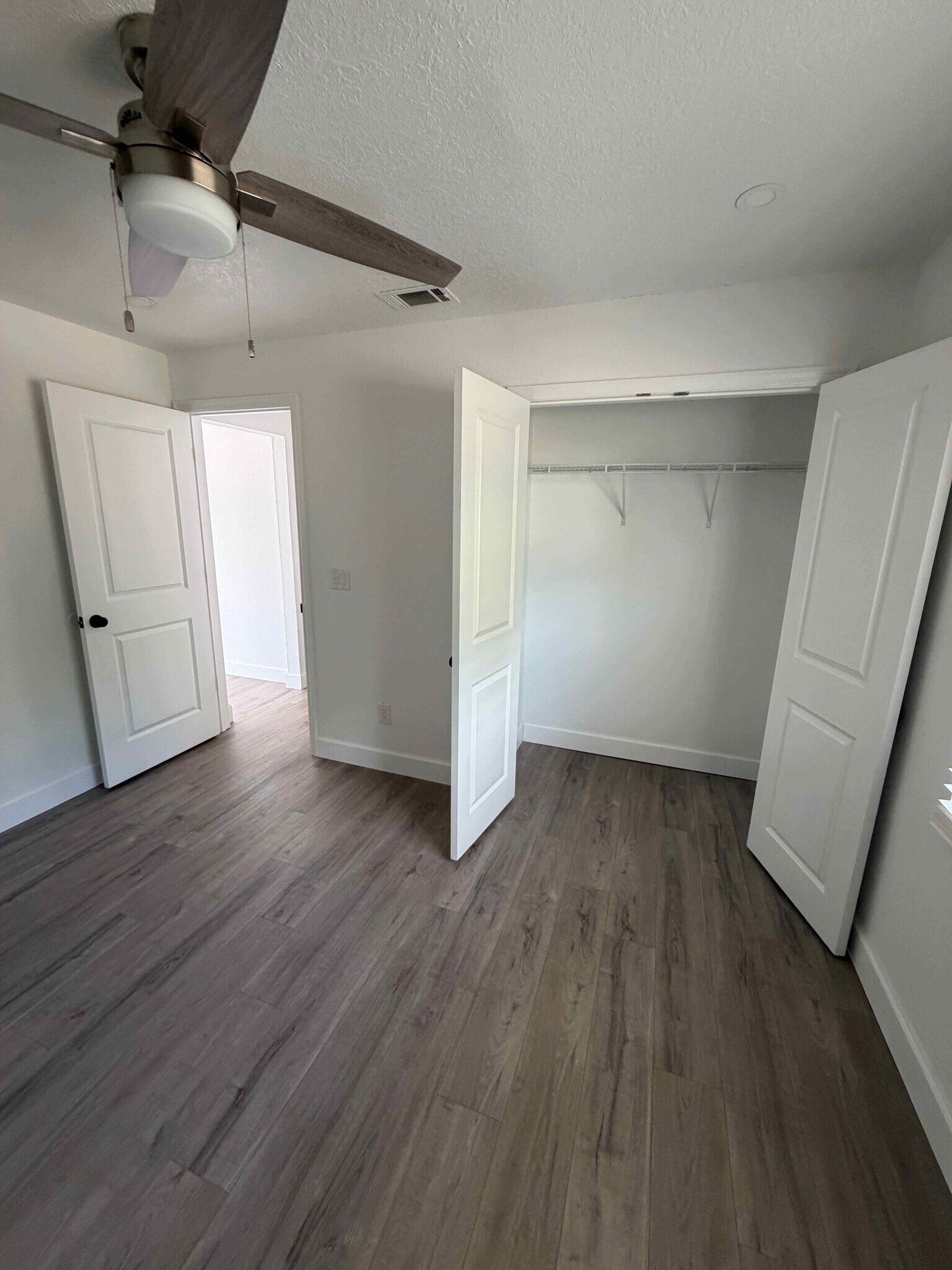 Building Photo - 11803 Alafaya Woods Ct