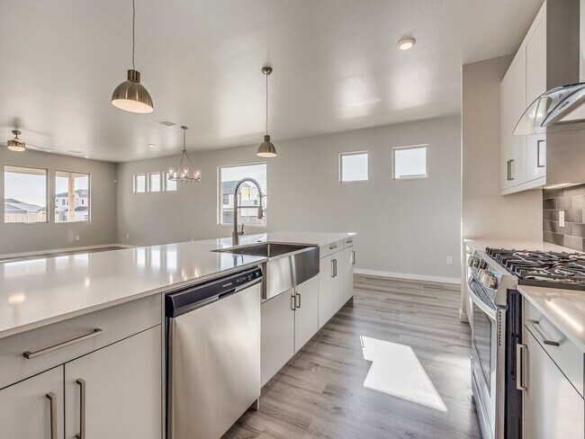 Building Photo - Beautiful New Construction Home in Edmond/...