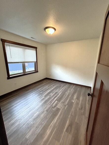 Building Photo - 1759 Aspen Ct