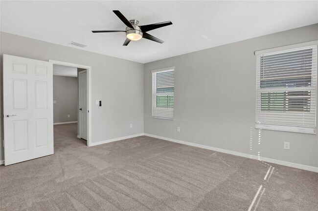 Building Photo - 5634 Tripoli Dr