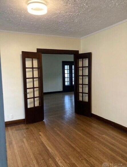 Building Photo - 48 Richmond Ave