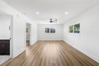 Building Photo - 14125 Norway St