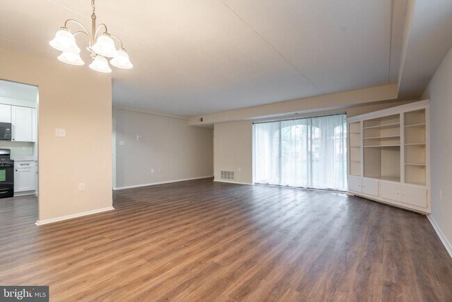Building Photo - 501 N Bethlehem Pike