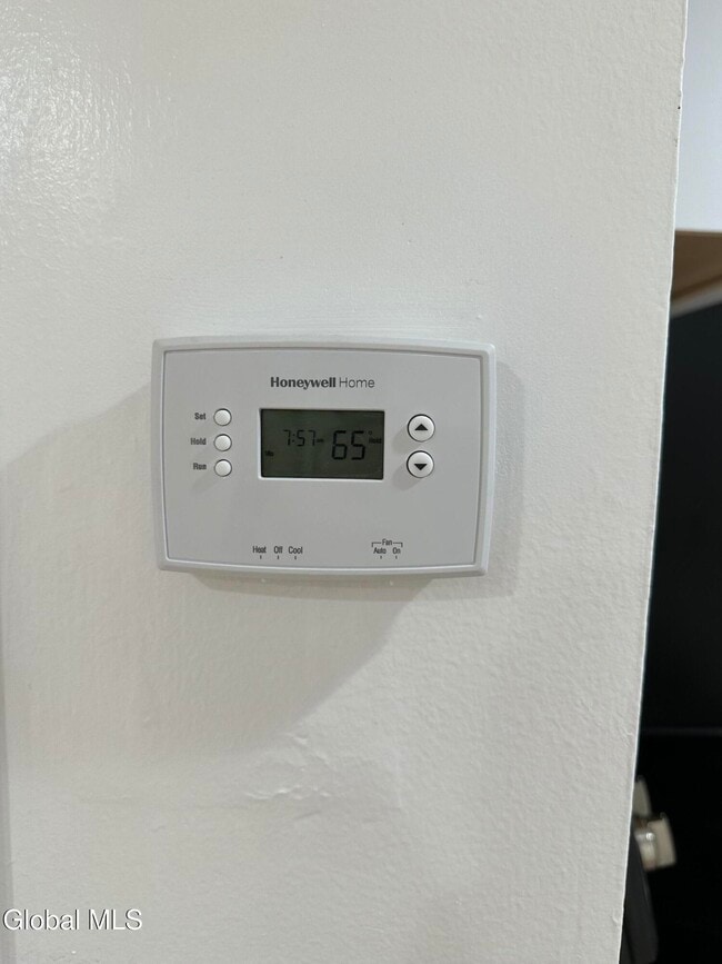 Building Photo - 27 McElwain Ave