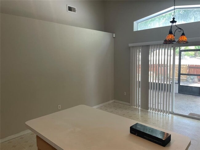 Building Photo - 4343 Boca Woods Dr