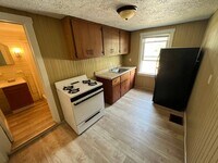 Building Photo - 808 W Beechwood Ave