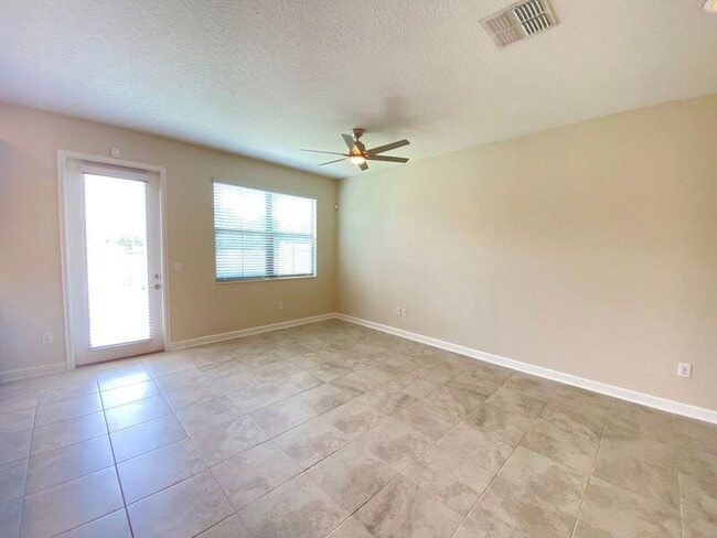 Building Photo - 11324 Whistling Pne Wy