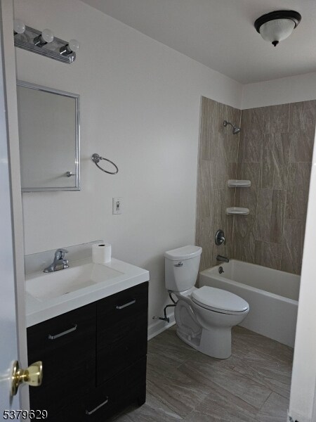 Building Photo - 156 US-46