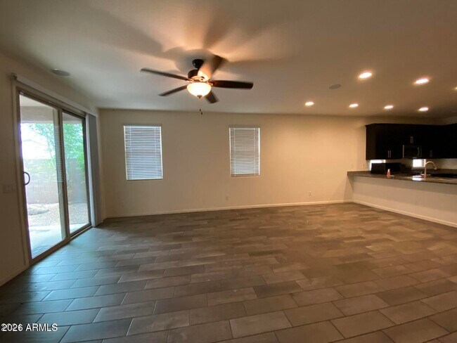 Building Photo - 3549 E Apricot Ln