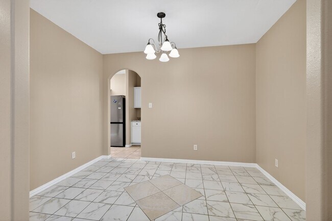 Building Photo - 3215 Sapphire Star Dr