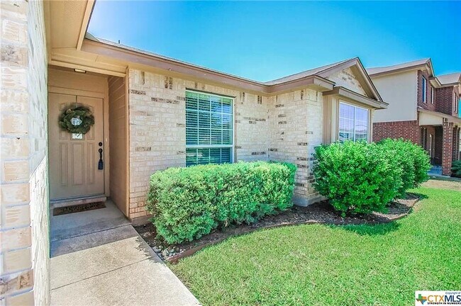 Building Photo - 1023 Sugar Brook Dr