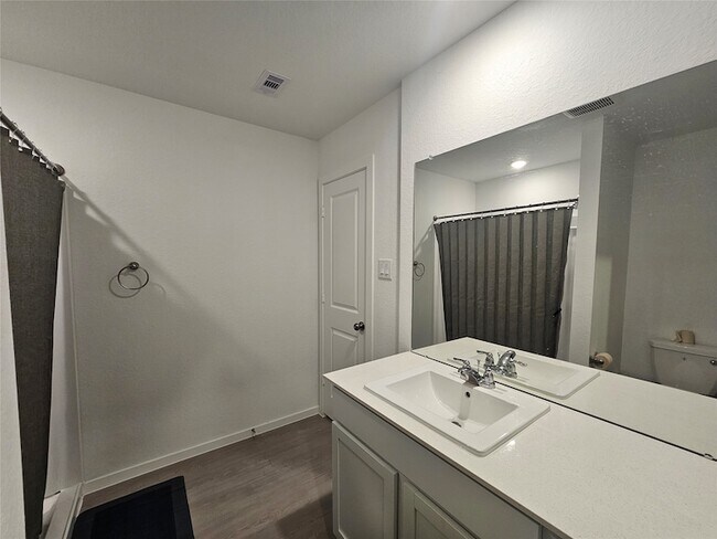 Building Photo - 28751 Texas Plns Dr