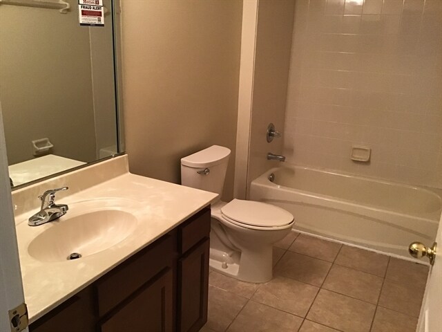 Building Photo - 1147 Hyacinth St