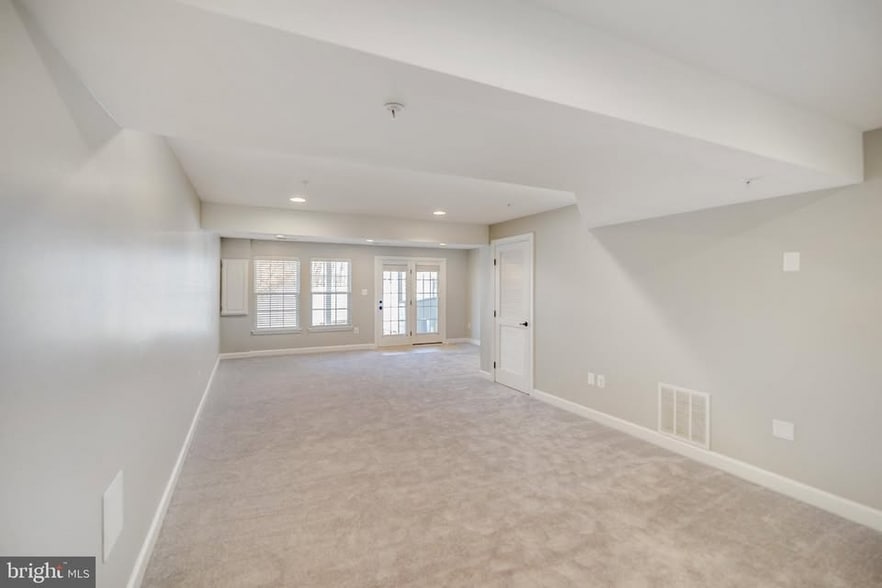 Building Photo - 9684 Atterbury Ln