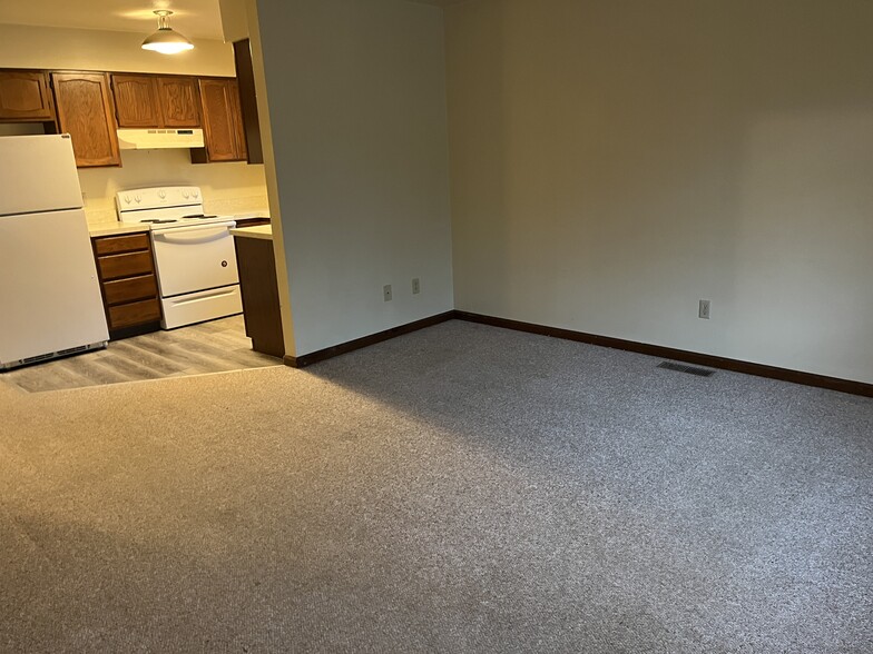 Primary Photo - 1829 Manor Haus Ct