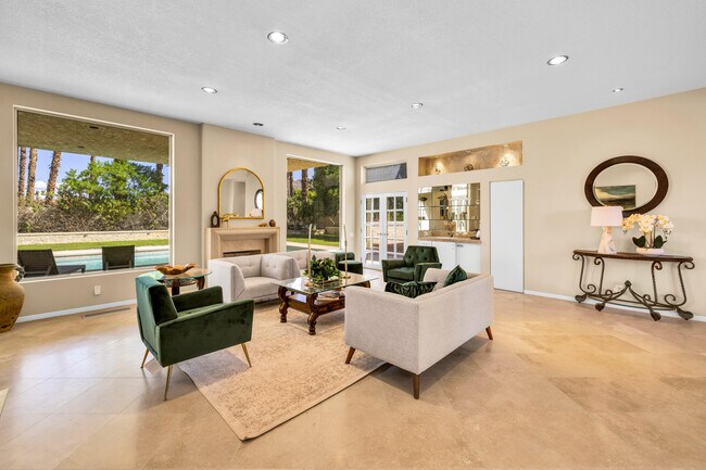 Building Photo - 45458 Rancho Palmeras Dr