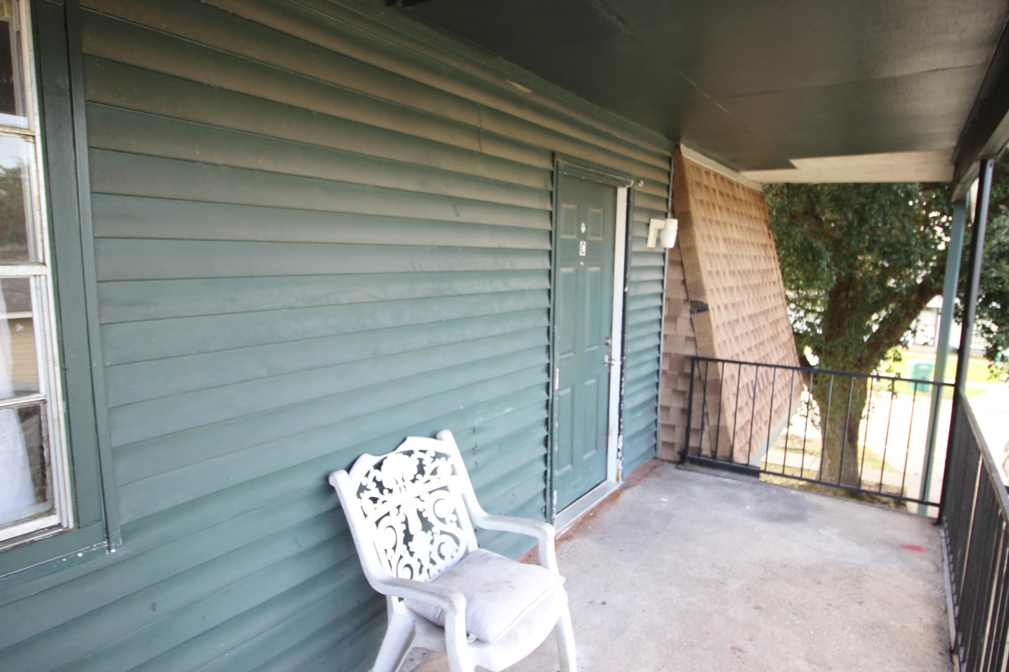 Building Photo - 176 Rosalie Dr